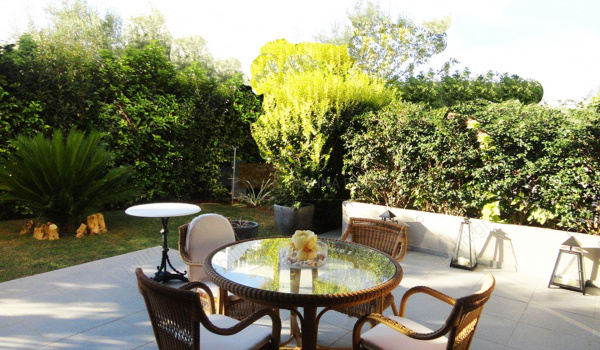 Εξωτερική όψη - Outdoor view